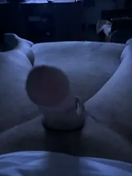 Snapshot of reelciii21 chatting on November 5, 2025, 6:11 pm reelciii21 online show from November 5, 2025, 6:11 pm