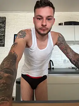 hottwoboys online show from June 20, 2026, 7:02 am