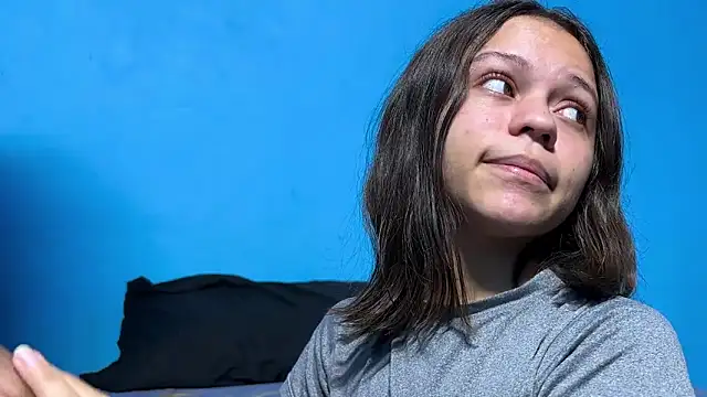 Snapshot of frank_and_claudette chatting on January 26, 2025, 11:28 am frank and claudette online show from January 26, 2025, 11:28 am