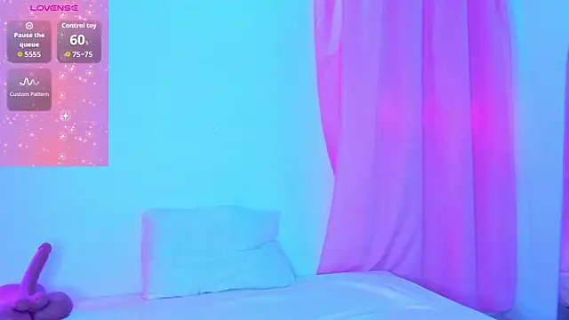 Snapshot of Natasha_by chatting on November 25, 2025, 2:17 pm Natasha by online show from November 25, 2025, 2:17 pm