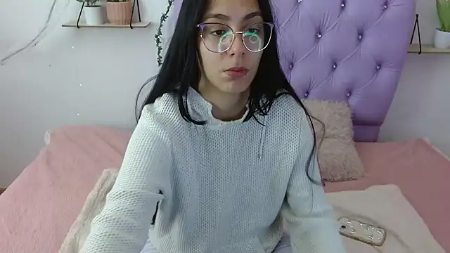 Freyja 01 online show from September 21, 2025, 4:23 pm