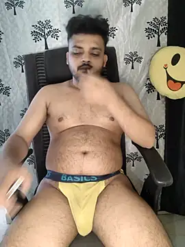 Mr Handsome hunk online show from November 6, 2025, 6:06 am