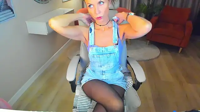 Elizabe th online show from February 16, 2025, 12:52 am