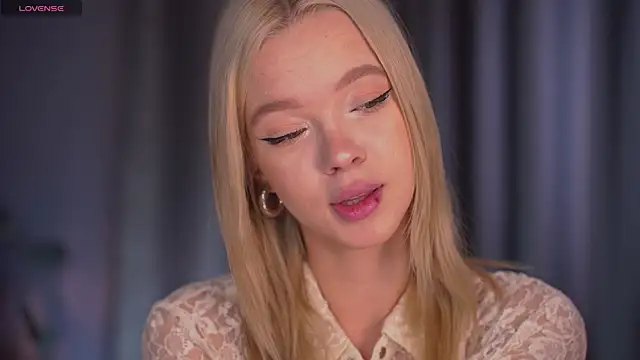  AlinaBailey online show from October 24, 2025, 7:40 am