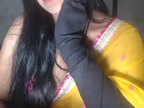 Indianstreamm online show from March 7, 2025, 4:24 am