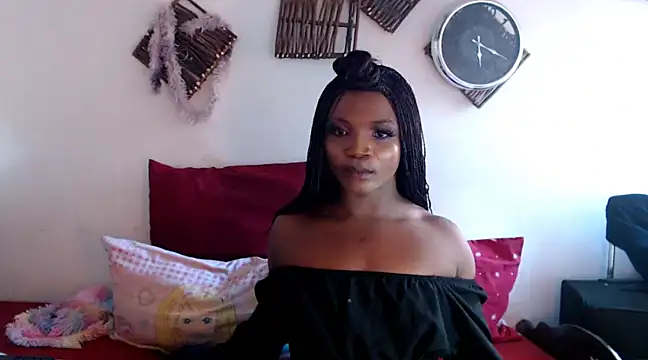 Snapshot of RoyalQueenxx chatting on January 29, 2025, 2:00 pm RoyalQueenxx online show from January 29, 2025, 2:00 pm