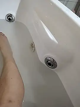 Snapshot of luana63 chatting on March 1, 2026, 12:38 pm luana63 online show from March 1, 2026, 12:38 pm