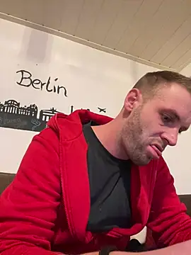 Snapshot of privat-official chatting on December 30, 2024, 8:15 pm privat-official online show from December 30, 2024, 8:15 pm