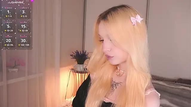 Naughty  Couplles online show from February 5, 2026, 4:14 pm