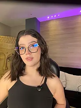 Snapshot of AmberFarrell chatting on January 6, 2026, 8:02 pm AmberFarrell online show from January 6, 2026, 8:02 pm