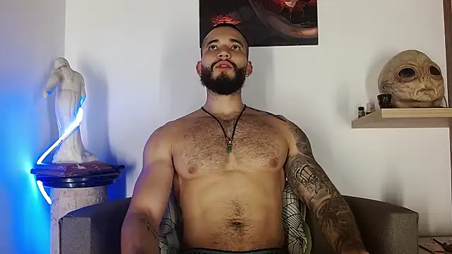 Morgann jones online show from June 7, 2026, 10:37 pm