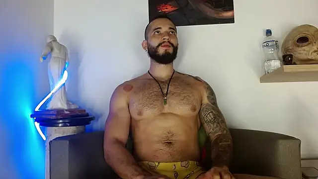 Morgann jones online show from June 27, 2026, 3:23 am