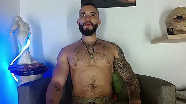 Morgann jones online show from July 4, 2026, 12:32 pm