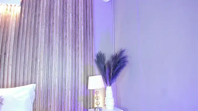 HannaPaola online show from February 2, 2026, 10:31 pm