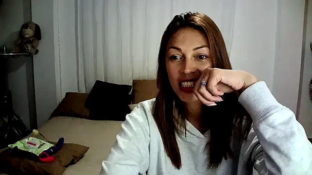 Hanna Charming online show from February 11, 2026, 9:36 pm