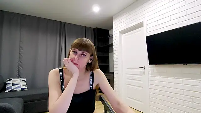 Daniella Lorente online show from March 9, 2026, 11:41 pm