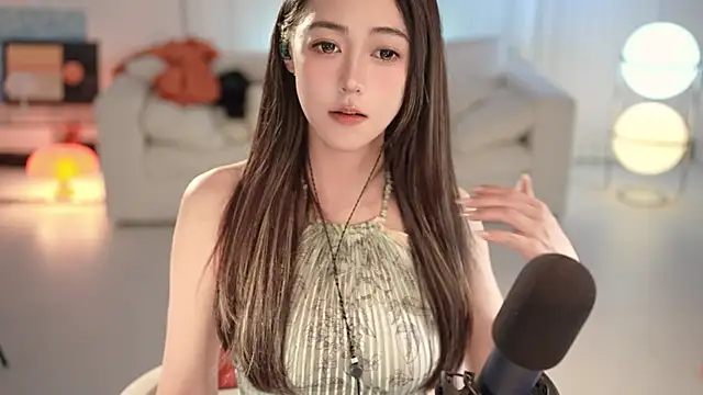 Snapshot of Roseonly_ chatting on May 3, 2026, 1:25 pm Roseonly online show from May 3, 2026, 1:25 pm