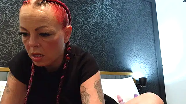 rileyraerhoads online show from October 20, 2025, 1:18 am