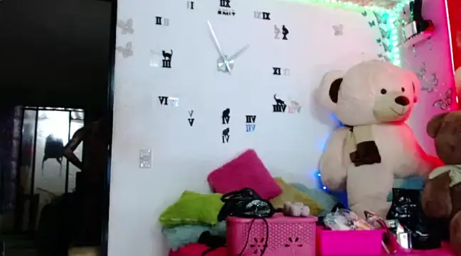 Snapshot of goddess_BigassCock chatting on March 22, 2025, 5:06 am goddess BigassCock online show from March 22, 2025, 5:06 am