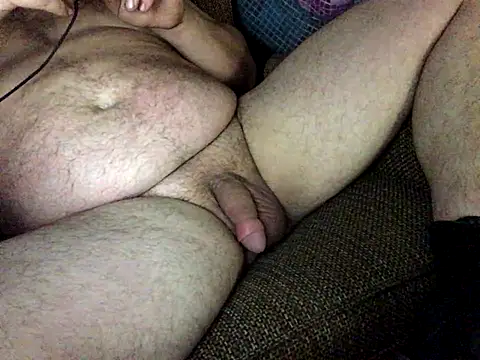 Snapshot of Frankdick01 chatting on October 29, 2025, 4:22 am Frankdick01 online show from October 29, 2025, 4:22 am