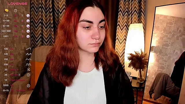 Snapshot of hannacheekss_ chatting on October 10, 2025, 2:12 am hannacheekss online show from October 10, 2025, 2:12 am