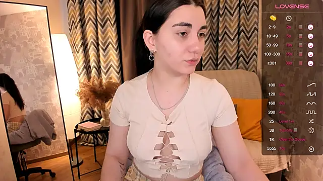 Snapshot of hannacheekss_ chatting on March 11, 2025, 2:21 am hannacheekss online show from March 11, 2025, 2:21 am