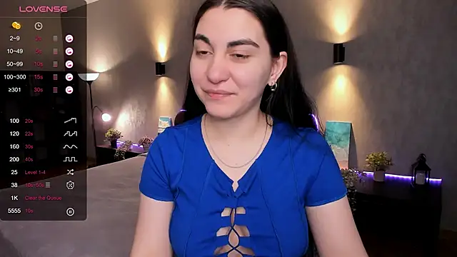 Snapshot of hannacheekss_ chatting on March 4, 2025, 2:17 am hannacheekss online show from March 4, 2025, 2:17 am