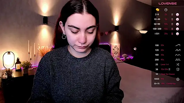 Snapshot of hannacheekss_ chatting on November 17, 2025, 2:04 am hannacheekss online show from November 17, 2025, 2:04 am