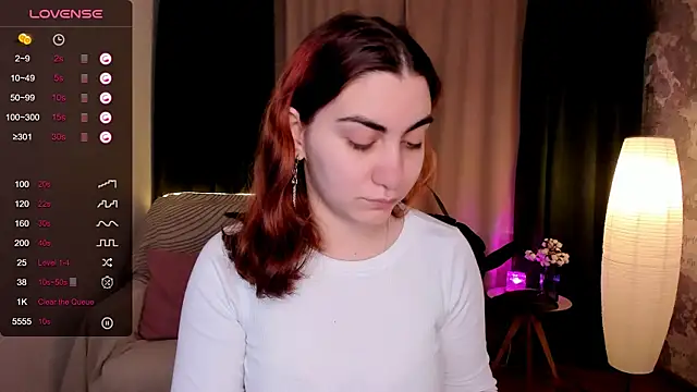 Snapshot of hannacheekss_ chatting on September 30, 2025, 2:06 am hannacheekss online show from September 30, 2025, 2:06 am