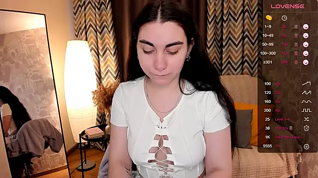 Snapshot of hannacheekss_ chatting on March 3, 2025, 2:11 am hannacheekss online show from March 3, 2025, 2:11 am