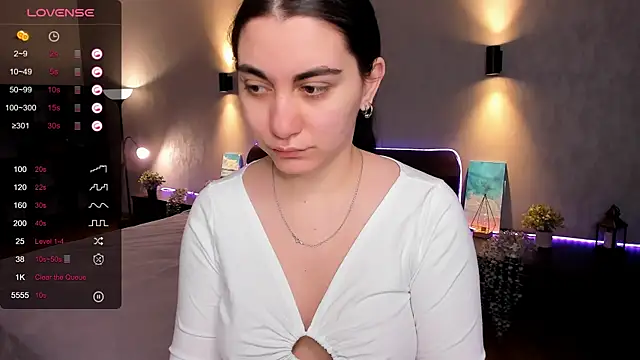 Snapshot of hannacheekss_ chatting on March 15, 2025, 2:03 am hannacheekss online show from March 15, 2025, 2:03 am