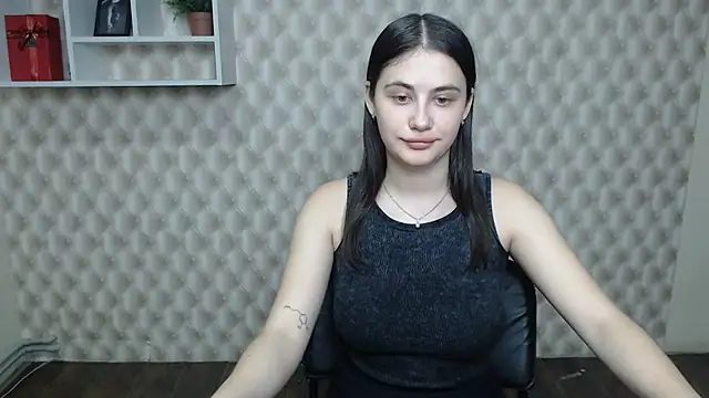 AliceSexyyy  online show from September 21, 2025, 12:32 pm