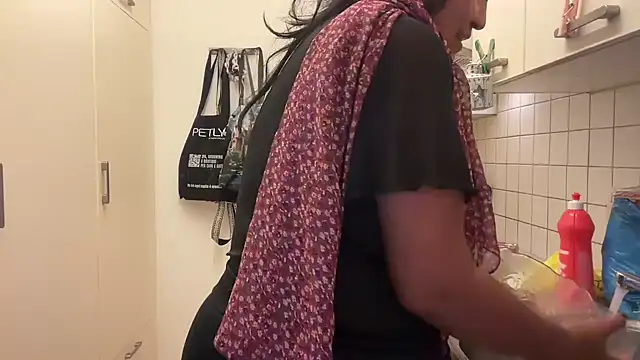 MashaCL online show from December 19, 2025, 10:39 am