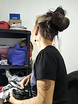 Tefannyy  online show from April 15, 2026, 2:10 pm