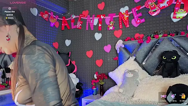 SolBeaumont1 online show from February 16, 2026, 7:12 pm