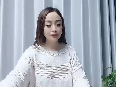 Snapshot of liuliunvshen1314 chatting on March 3, 2025, 6:42 am liuliunvshen1314 online show from March 3, 2025, 6:42 am