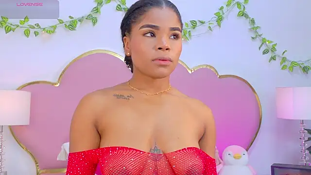 Snapshot of NahiaraReina chatting on December 3, 2025, 1:54 pm NahiaraReina online show from December 3, 2025, 1:54 pm