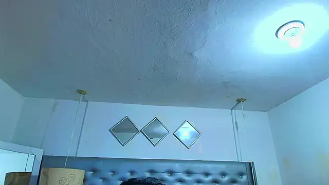 EileenBenzon online show from March 9, 2026, 4:10 pm