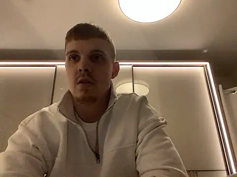 Snapshot of neilho1 chatting on January 17, 2025, 6:44 pm neilho1 online show from January 17, 2025, 6:44 pm