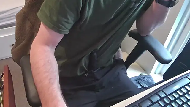 Snapshot of an4y8ot chatting on March 4, 2026, 4:26 pm an4y8ot online show from March 4, 2026, 4:26 pm