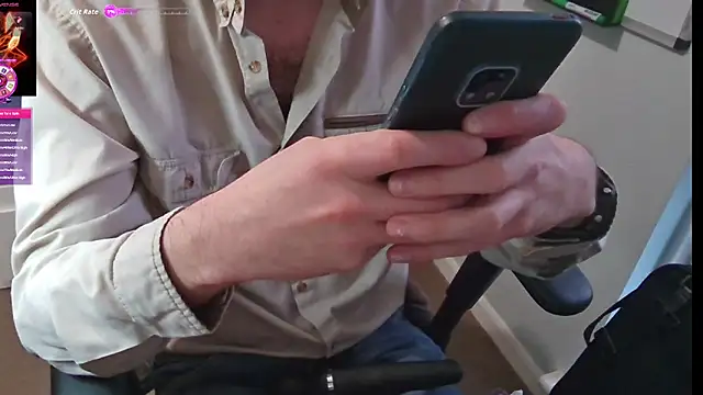 Snapshot of an4y8ot chatting on January 15, 2026, 9:01 am an4y8ot online show from January 15, 2026, 9:01 am