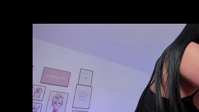 valka wolfe online show from February 27, 2026, 9:25 pm