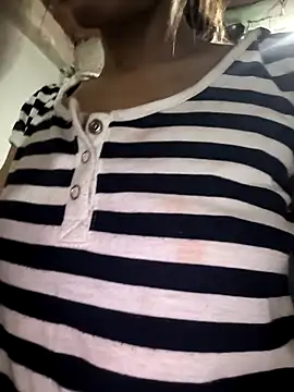 Snapshot of Cositarica_69 chatting on October 29, 2025, 7:24 pm Cositarica 69 online show from October 29, 2025, 7:24 pm