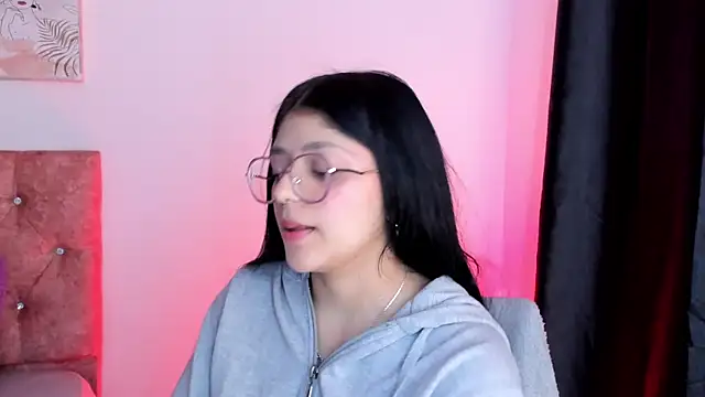 Snapshot of lana_dol chatting on March 15, 2025, 12:13 pm lana dol online show from March 15, 2025, 12:13 pm