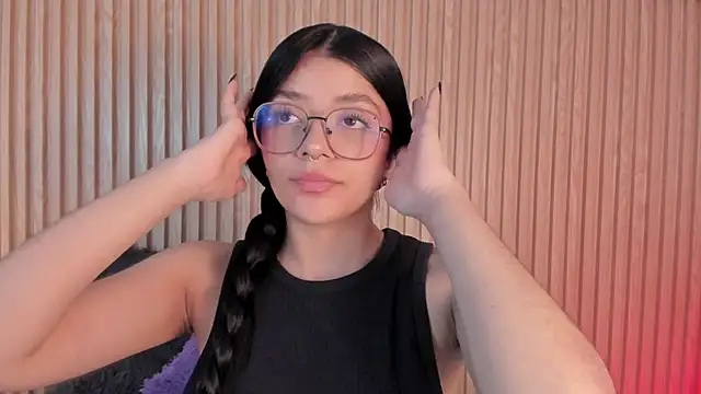 Snapshot of lana_dol chatting on November 6, 2025, 1:15 pm lana dol online show from November 6, 2025, 1:15 pm