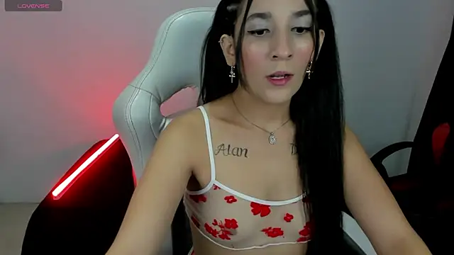 sofiakey online show from June 6, 2026, 5:56 am