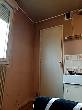 Nell-X online show from October 22, 2025, 8:03 am