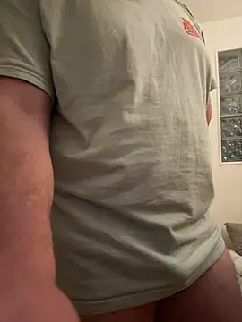 Snapshot of Johny69xo chatting on December 12, 2024, 4:48 am Johny69xo online show from December 12, 2024, 4:48 am