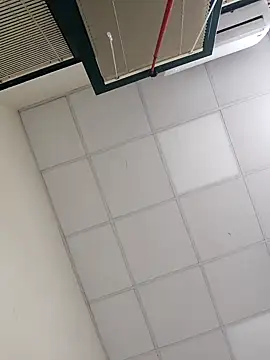 coppiapazza online show from March 12, 2025, 6:43 pm