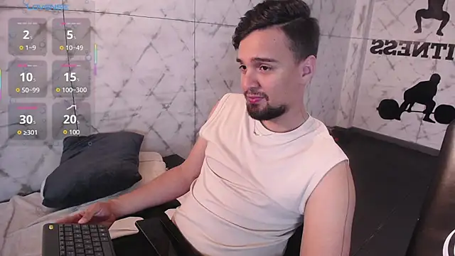 Snapshot of Edward_max chatting on November 22, 2025, 3:38 am Edward max online show from November 22, 2025, 3:38 am